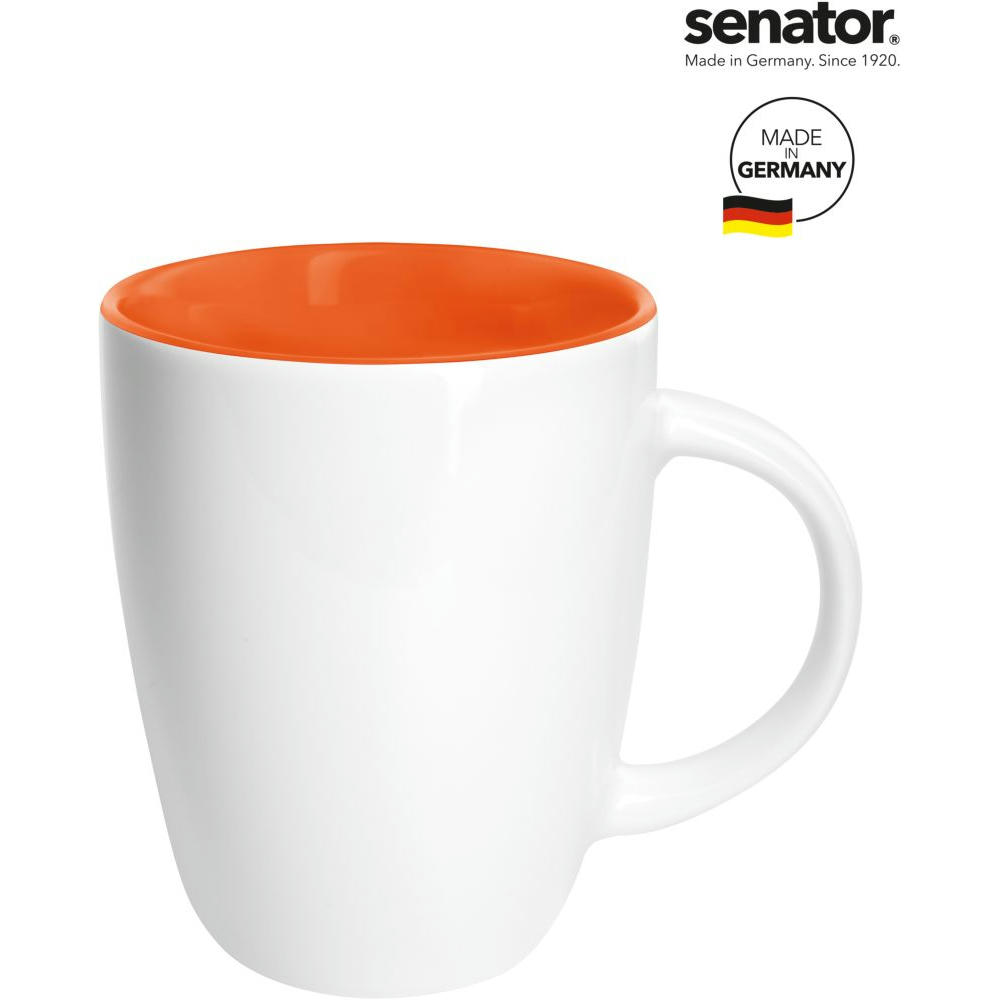 senator Elite inside